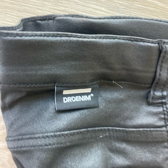 Dr. Denim medium jeans. Snug! Sexy cut - Picture 2 of 3